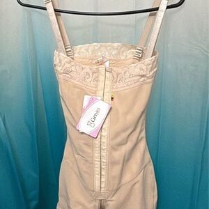 Seamless Cream Shapewear Bodysuit